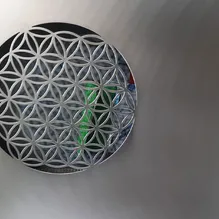 Muster im Blech nach Kundenwunsch aus der Lasermaschine 